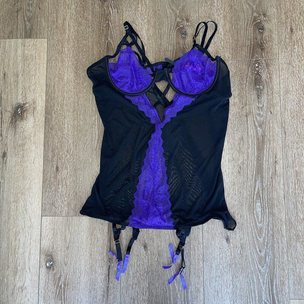 Sexy Lacy Corset With Garters And G-string